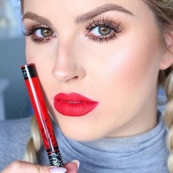 💙🧚‍♀️SANTA SANGRE Kat Von D DISCONTINUED Everlasting Liquid Lip NWT - Picture 1 of 6